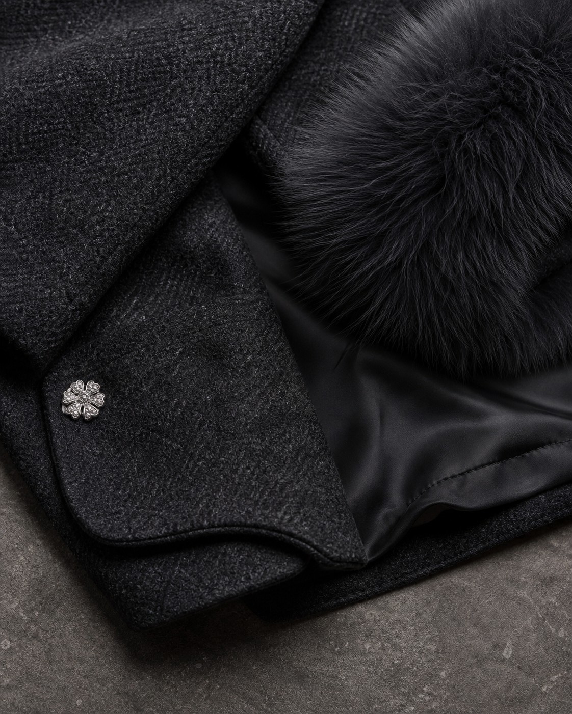 Adele Fur-Cuff Tweed Set detail 5