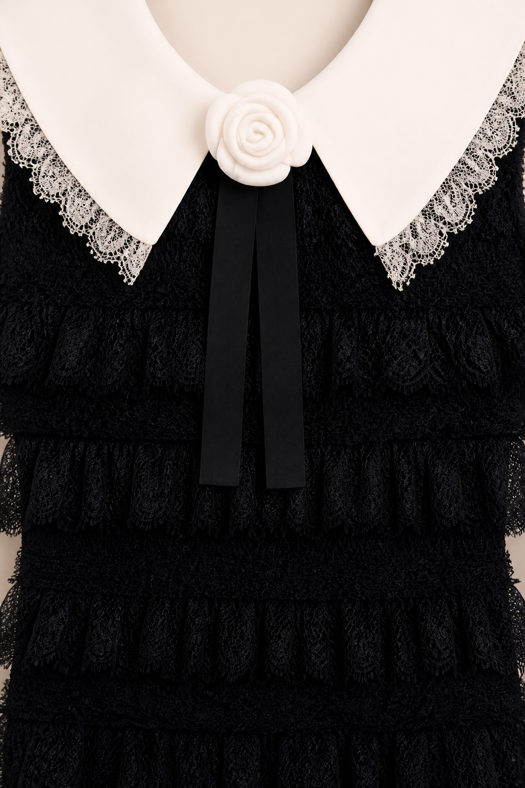 Odette Lace-Collar Dress detail 2